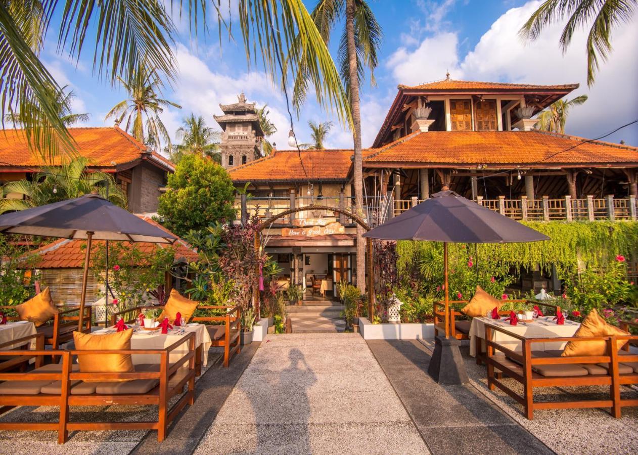 Nugraha Lovina Seaview Resort & Spa Exteriör bild