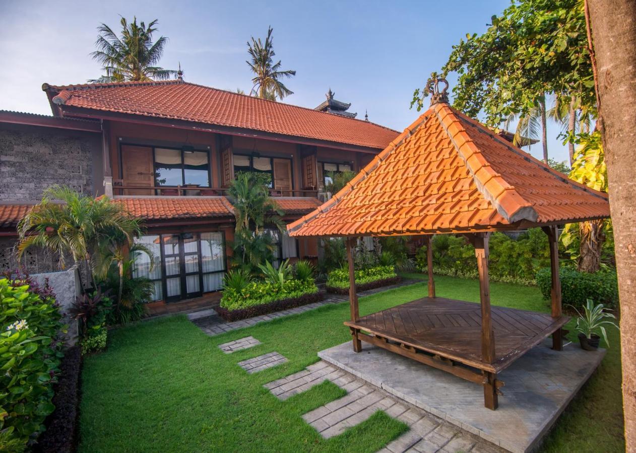 Nugraha Lovina Seaview Resort & Spa Exteriör bild